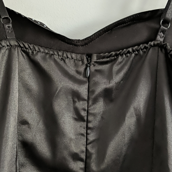 LBD with polkadot detail - Picture 3 of 4